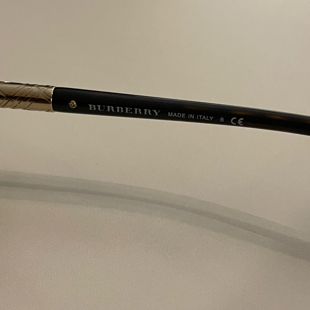 Burberry BE 4107 300213 Dark Tortoise Sunglasses ☀️🕶️ - Picture 7 of 8